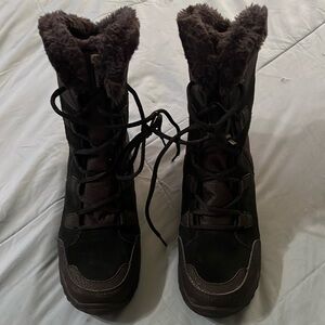 Columbia boots